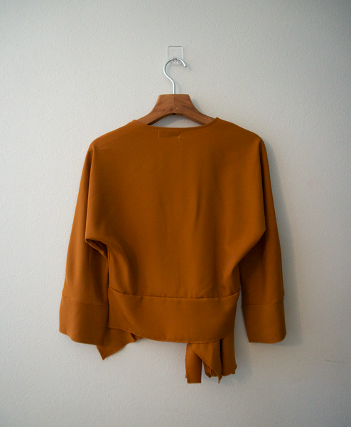 長袖カットソー